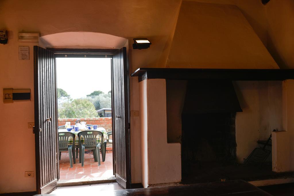 Borgo La Dogana Hotel Tuoro sul Trasimeno Exterior photo