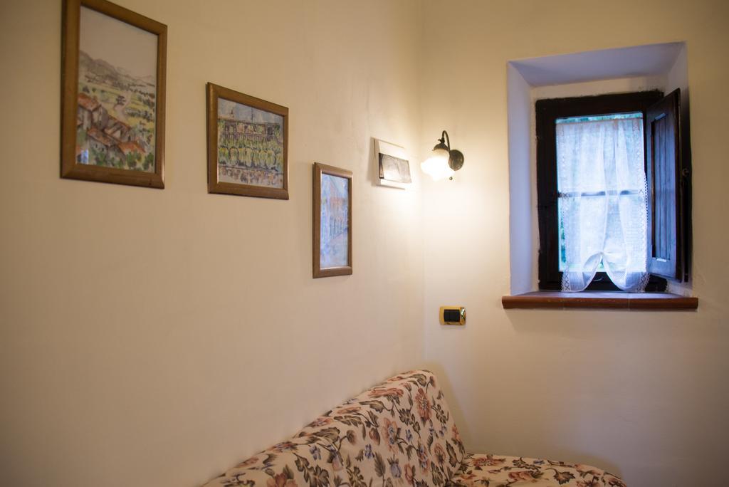Borgo La Dogana Hotel Tuoro sul Trasimeno Exterior photo